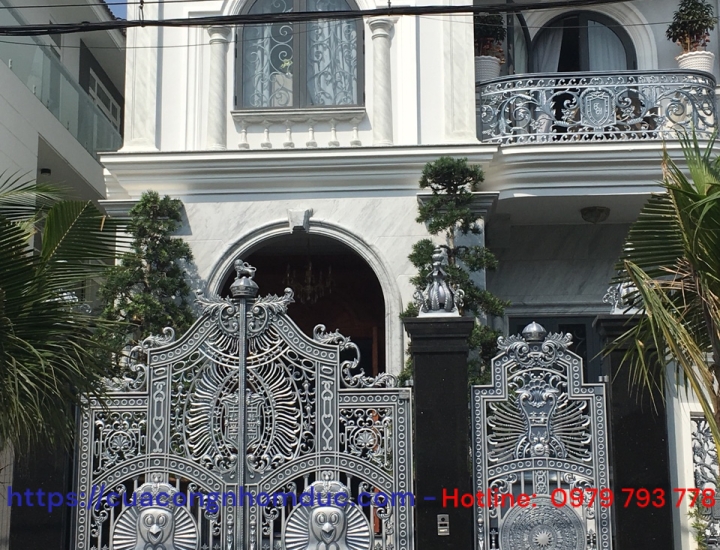 CỬA CỔNG NHÔM ĐÚC MÀU XÁM TRO