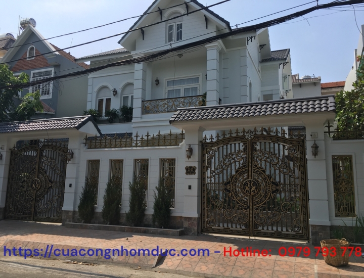 Cổng Nhôm Đúc Cách Điệu