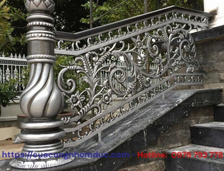 Trụ cầu thang nhôm đúc