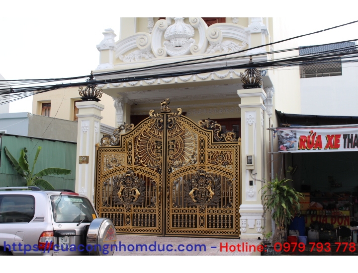 Cổng nhôm đúc BG-010